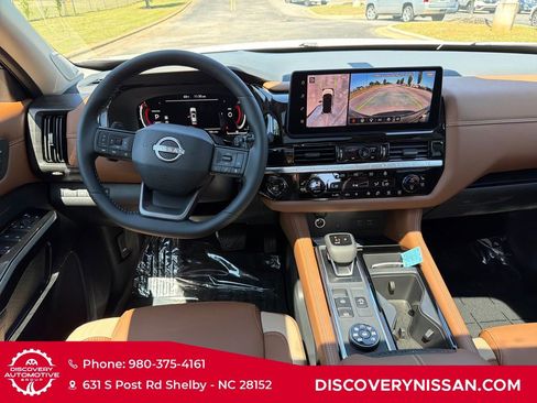 New 2026 Nissan Pathfinder Platinum AWD/4WD image 34