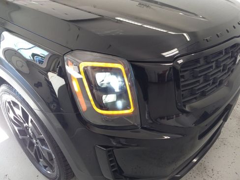 Used 2022 Kia Telluride EX w/ EX Premium Package AWD/4WD image 5