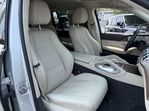 Used 2020 Mercedes-Benz GLS 450 4MATIC image 39