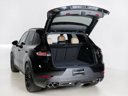 New 2026 Porsche Cayenne S AWD/4WD image 33