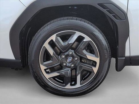 Used 2025 Subaru Forester Limited w/ Popular Package #1 AWD/4WD image 23