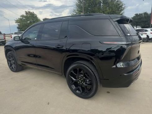 Certified 2026 Chevrolet Traverse RS w/ LPO, Floor Liner Package AWD/4WD image 6