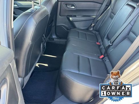 Used 2024 Nissan Rogue SL w/ SL Premium Package image 10