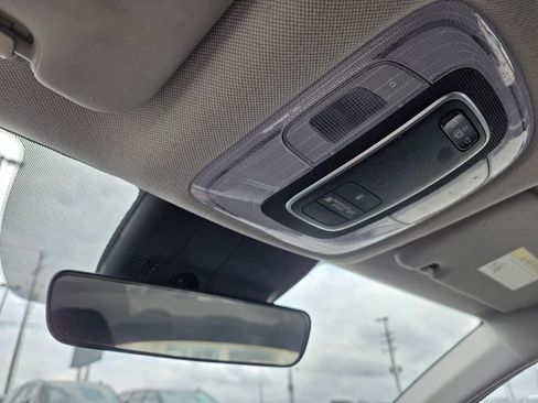 Used 2021 Hyundai Elantra SEL FWD image 19