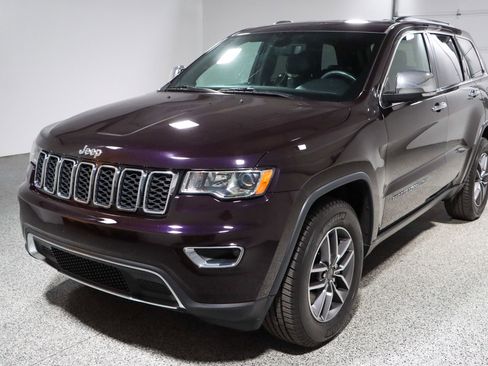 Used 2021 Jeep Grand Cherokee Limited image 31