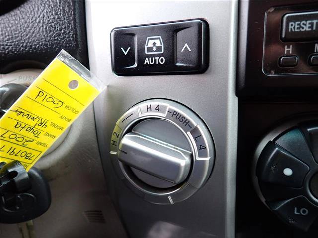 Used 2007 Toyota 4Runner SR5 AWD/4WD image 18