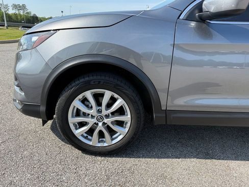 Used 2021 Nissan Rogue Sport S image 48