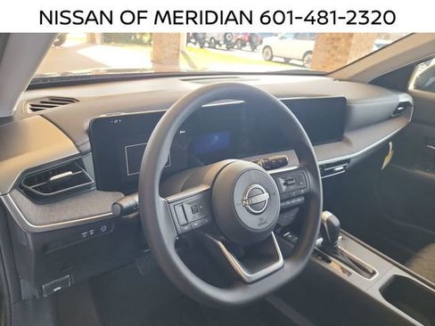 New 2026 Nissan Kicks SV w/ SV Premium Package FWD image 11