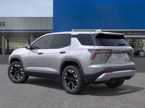 New 2027 Chevrolet Equinox LT w/ Safety and Technology Package FWD image 3