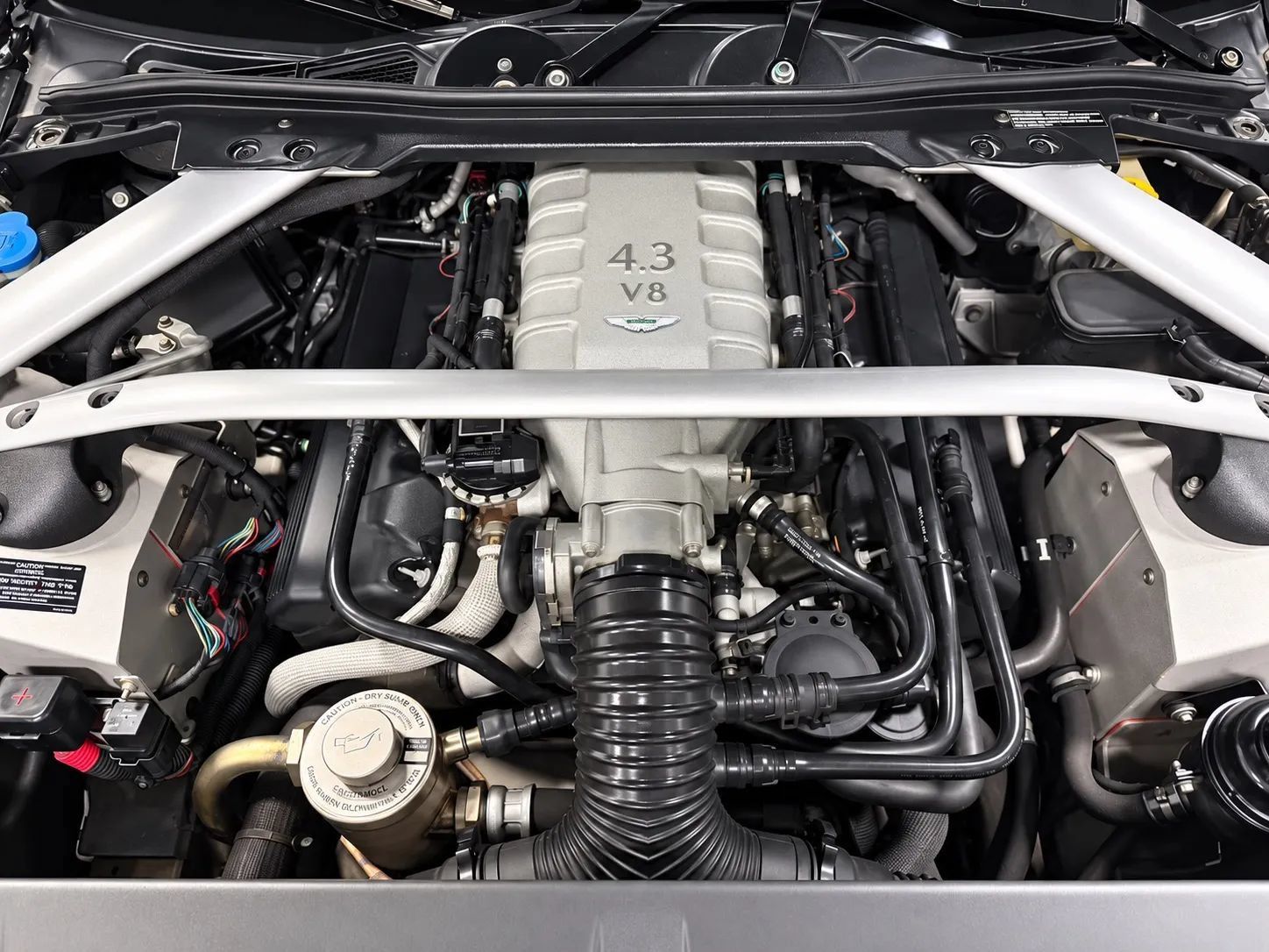 Used 2008 Aston Martin V8 Vantage Coupe RWD image 20