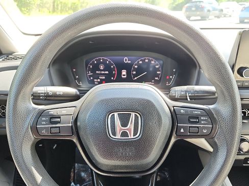 Used 2024 Honda Accord LX image 18