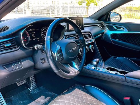 Used 2019 Genesis G70 2.0T Advanced w/ Sport Package image 18