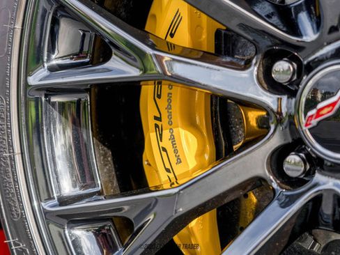 Used 2019 Chevrolet Corvette Z06 image 64