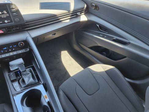 New 2026 Hyundai Elantra SEL Sport Premium FWD image 15