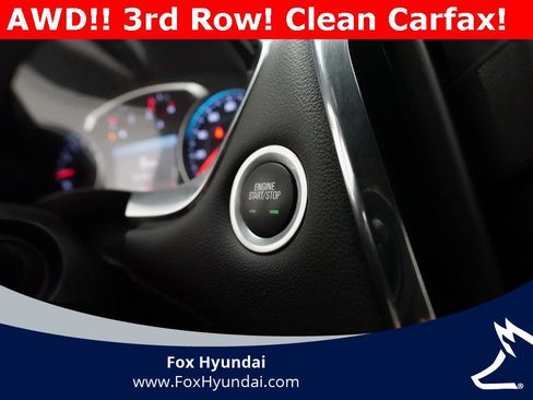 Used 2023 Chevrolet Traverse LT image 32