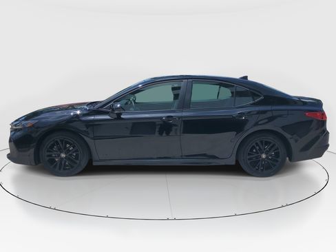 Certified 2026 Toyota Camry SE FWD image 6
