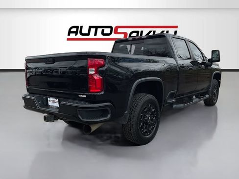 Used 2023 Chevrolet Silverado 2500 LTZ w/ LTZ Plus Package AWD/4WD image 7