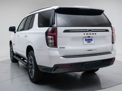 Used 2023 Chevrolet Tahoe Z71 w/ Luxury Package AWD/4WD image 3