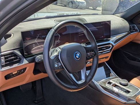 Used 2023 BMW 330e w/ Driving Assistance Package image 5