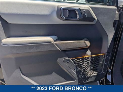 Used 2023 Ford Bronco Badlands AWD/4WD image 10