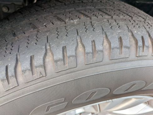 Used 2013 RAM 1500 Laramie Longhorn w/ Convenience Group AWD/4WD image 8