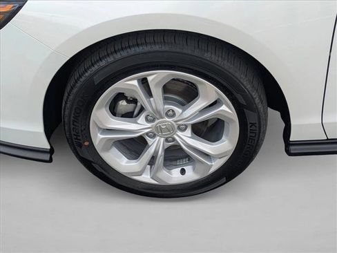 New 2026 Honda Accord LX image 9