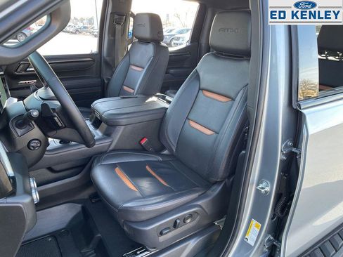 Used 2025 GMC Sierra 1500 AT4 w/ AT4 Premium Package image 3