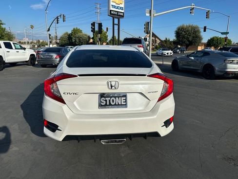 Used 2020 Honda Civic Sport image 7
