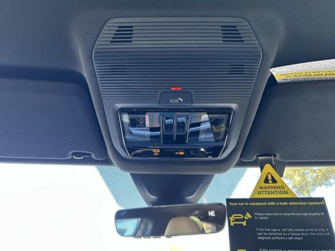 New 2026 Volkswagen Atlas Cross Sport SE FWD image 15