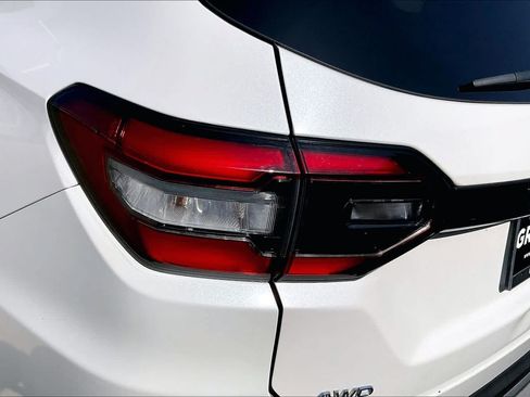 Used 2025 Honda Pilot Elite image 28