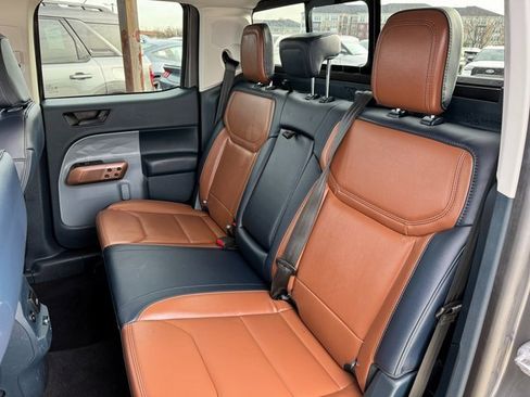 Certified 2023 Ford Maverick Lariat w/ Lariat Luxury Package image 18