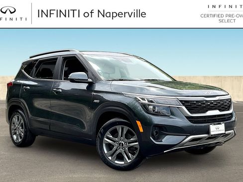 Used 2022 Kia Seltos S AWD/4WD image 1