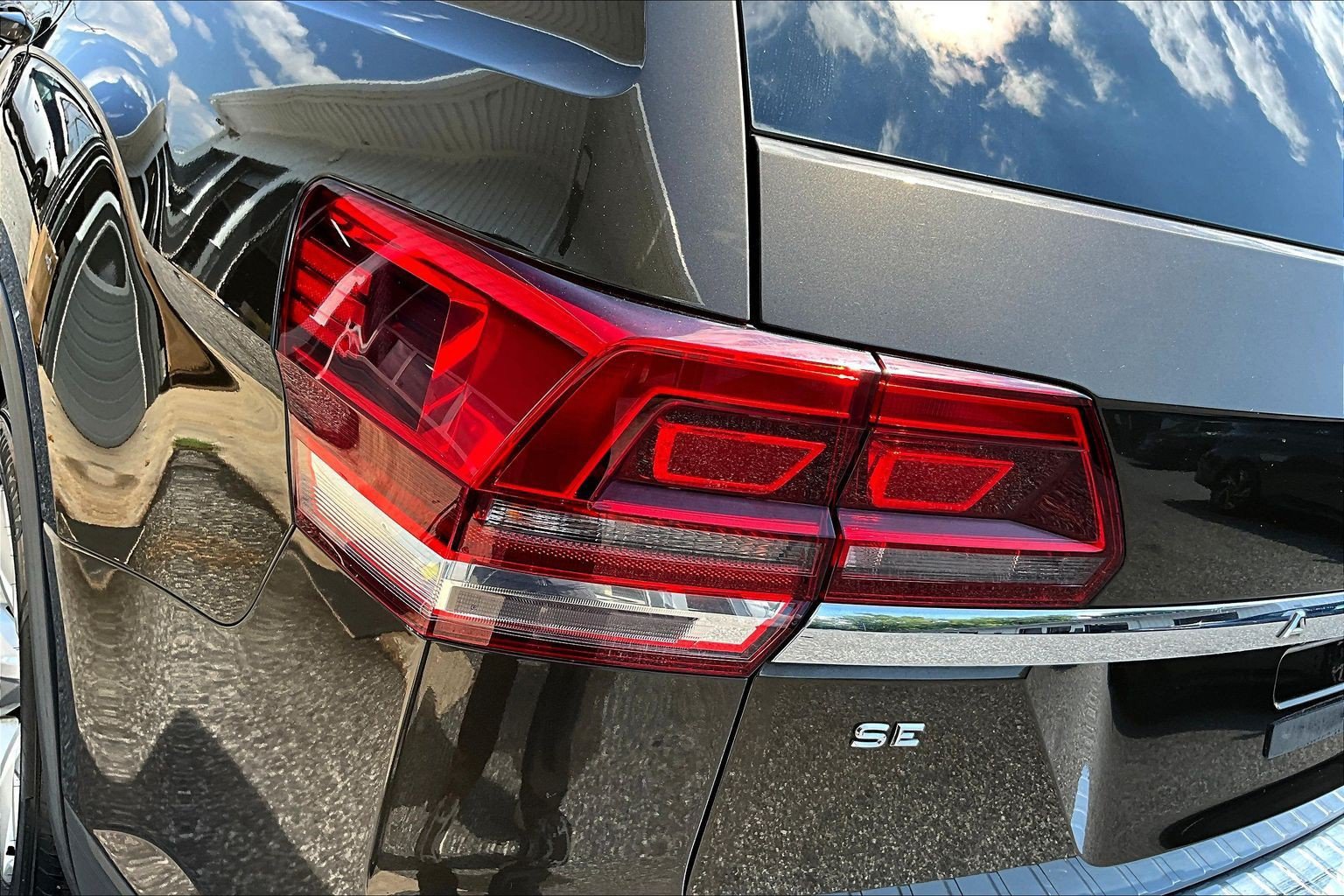 Used 2019 Volkswagen Atlas SE w/ Towing Package FWD image 20