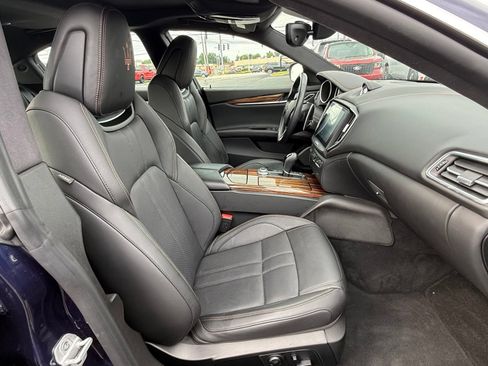 Used 2018 Maserati Ghibli S GranSport Q4 AWD/4WD image 17