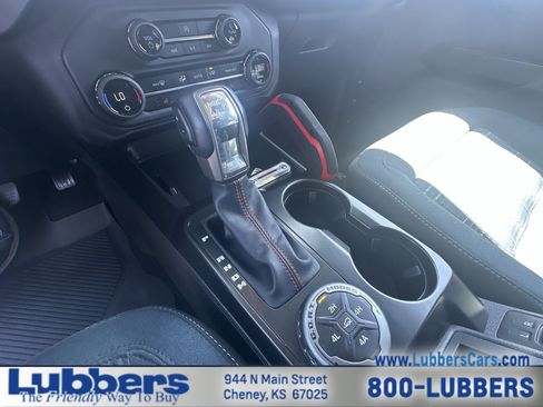 Used 2025 Ford Bronco Heritage Edition AWD/4WD image 19