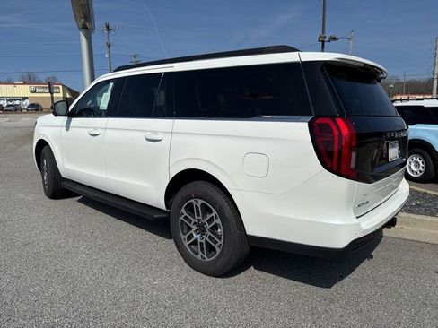 New 2026 Ford Expedition Max Active image 8