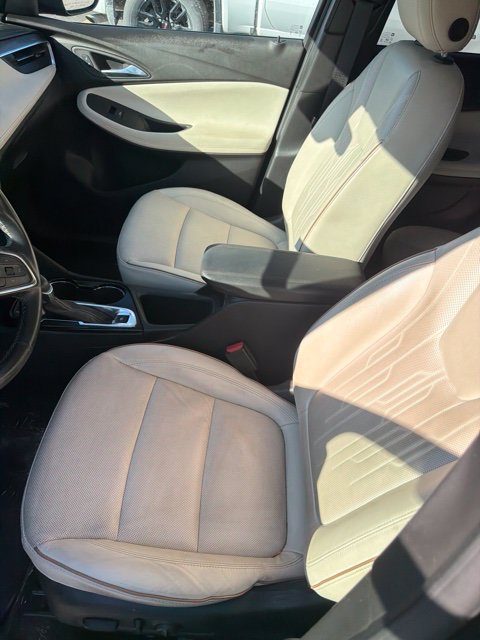 Used 2024 Buick Encore GX Avenir AWD/4WD image 8