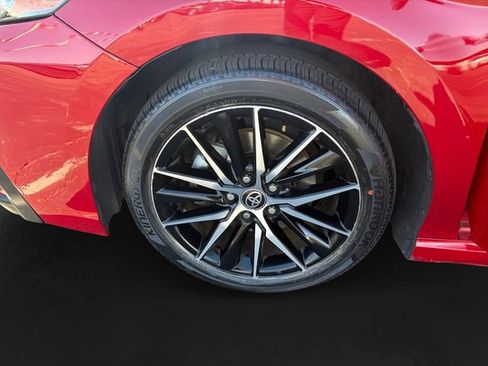 Certified 2022 Toyota Camry SE FWD image 11