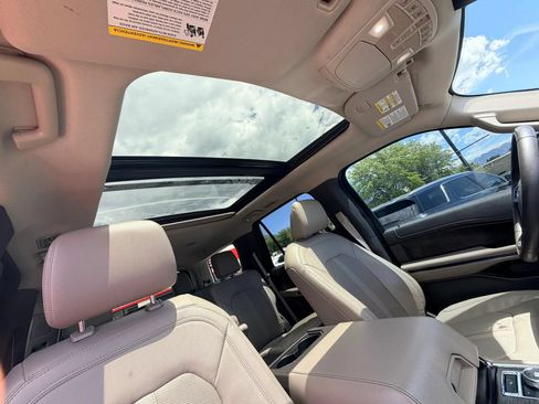 Used 2021 Ford Expedition Limited AWD/4WD image 30