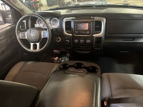 Used 2021 RAM 1500 Classic SLT RWD image 28