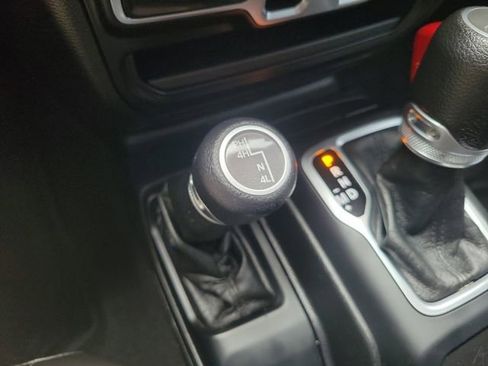 Used 2021 Jeep Gladiator Sport AWD/4WD image 33