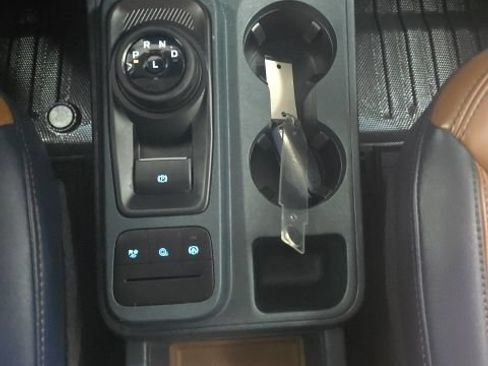 Used 2023 Ford Maverick Lariat FWD image 27