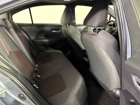 Used 2024 Toyota Corolla SE w/ SE Premium Package FWD image 21