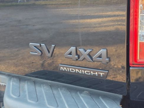 Used 2021 Nissan Frontier SV w/ Midnight Edition Floor Mats image 7