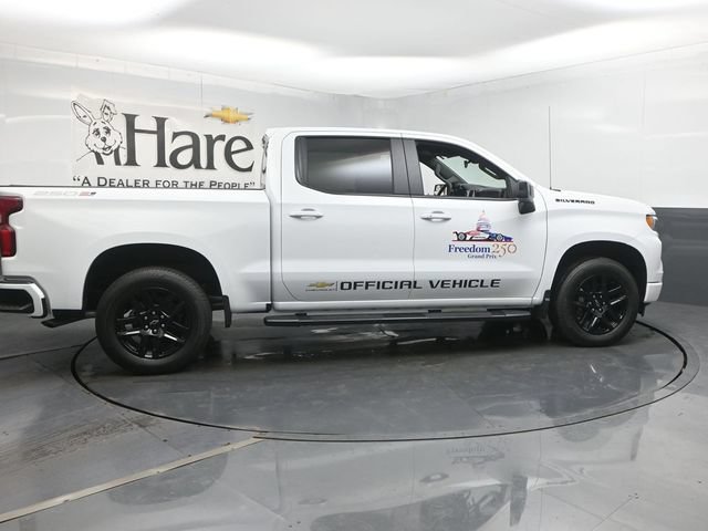 New 2026 Chevrolet Silverado 1500 RST w/ LPO, Dark Essentials Package AWD/4WD image 15