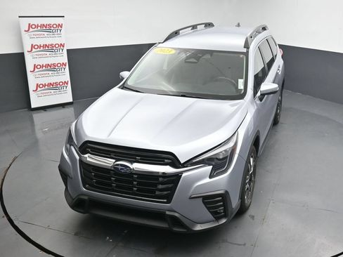Used 2023 Subaru Ascent Limited AWD/4WD image 29