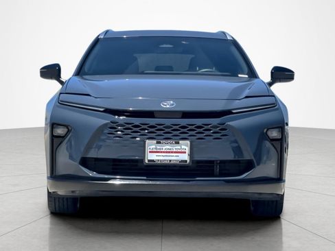Certified 2025 Toyota Crown Signia AWD/4WD image 8