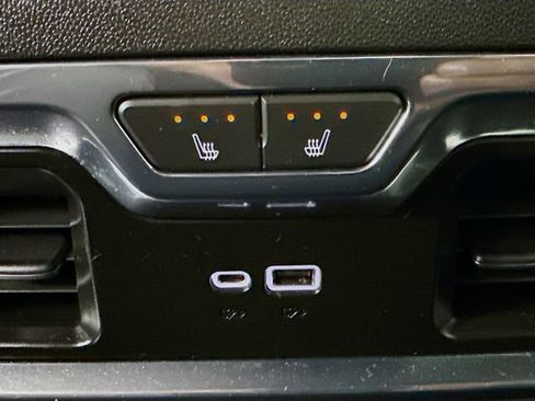 Used 2024 Chevrolet Silverado 1500 High Country w/ High Country Premium Package image 28