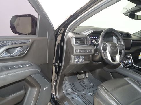 Used 2021 GMC Yukon Denali w/ Advanced Technology Package AWD/4WD image 48