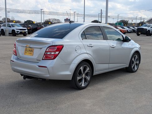 Used 2020 Chevrolet Sonic Premier image 3